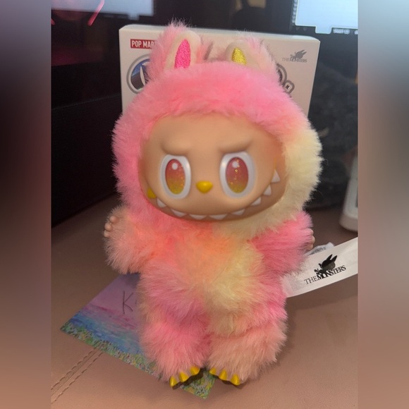 (Sealed) Loyalty - Big Into Energy v3 Labubu - Picture 6 of 7